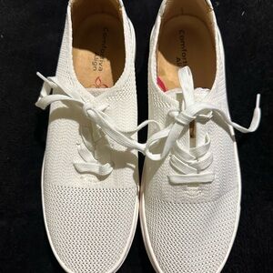 Comfortiva shoes. White. Size 10. Never worn!